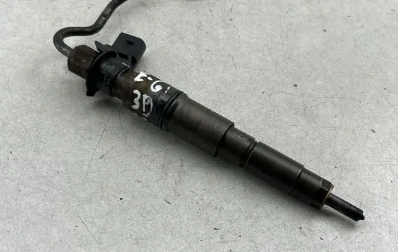 Fuel injector