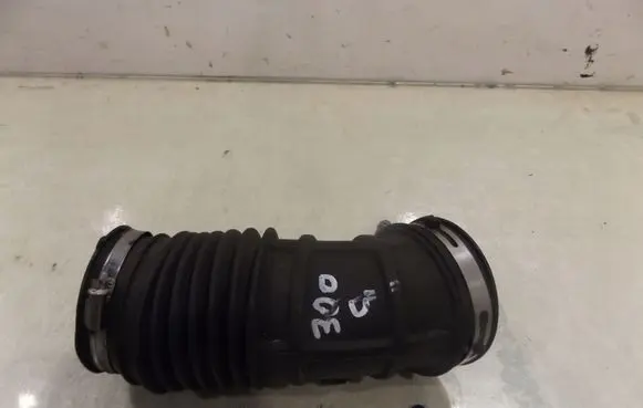 Chrysler 300 - 300C Air intake hose/pipe
