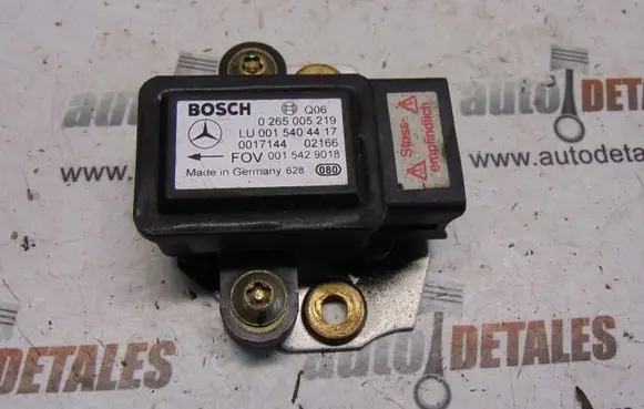 Mercedes-Benz A W168 ESP acceleration yaw rate sensor A0015404417