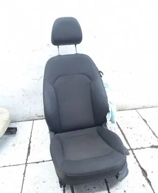 Audi A1 Front driver seat 8X0971365