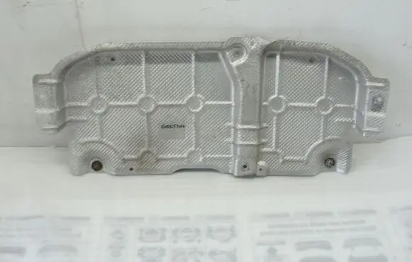 Audi Q3 8U Exhaust heat shield 5N0825701K