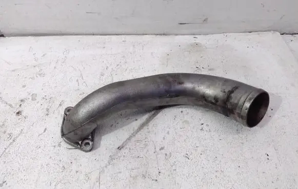 Nissan X-Trail T30 Intercooler hose/pipe