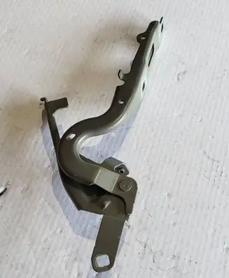 Peugeot 208 II Engine bonnet/hood hinges 9823211680 ES82ES71