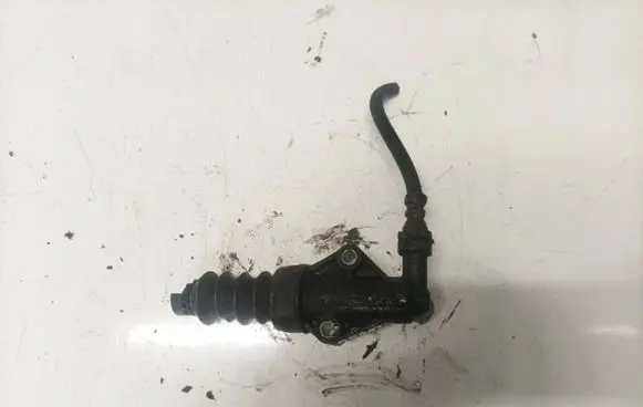 Fiat Grande Punto Clutch master cylinder 55183442