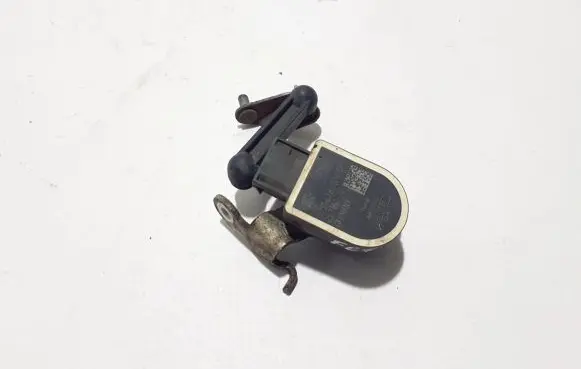 BMW 5 GT F07 Air suspension front height level sensor 6784072
