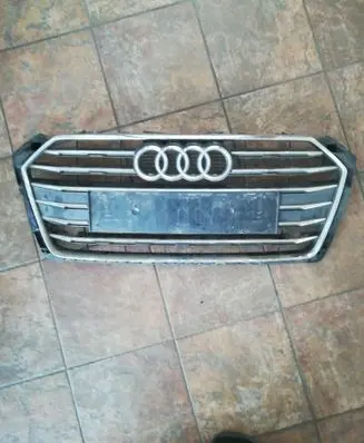 Audi A5 Front bumper upper radiator grill 8W6853651R