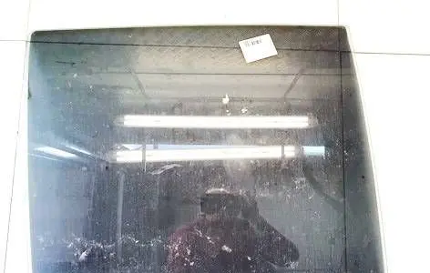 KIA Carens II Rear door window glass dot184as2m435