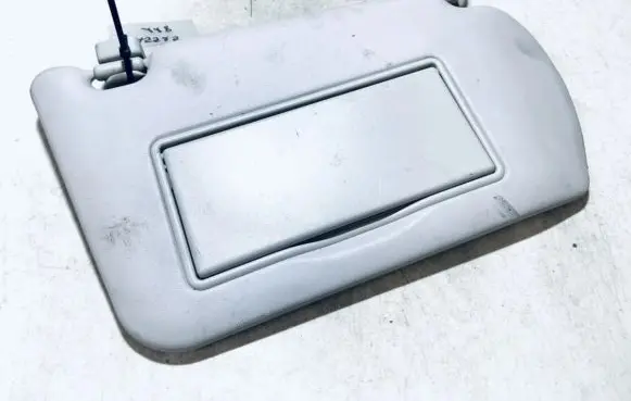 Nissan Almera N16 Sun visor
