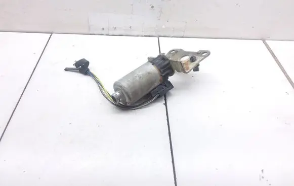 Jaguar XF X250 Seat adjustment motor 918531101