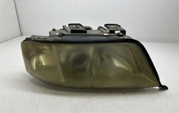 Audi A6 S6 C5 4B Headlight/headlamp 14846600