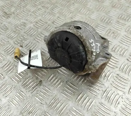 Porsche Macan (95B) Engine mount bracket PAC199381A
