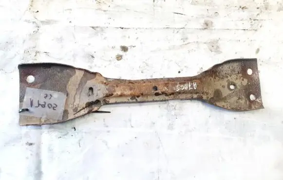 Seat Altea Engine mounting bracket