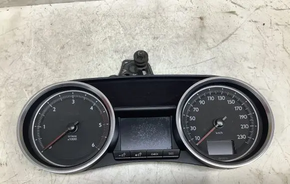 Peugeot 508 Speedometer (instrument cluster) 9822800180 9821126480