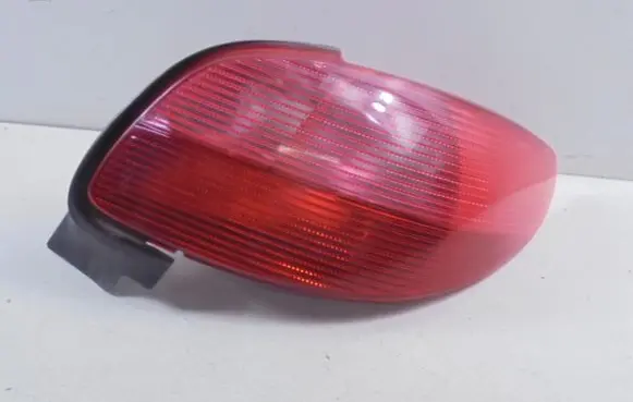 Peugeot 206 CC Rear/tail lights 2531D