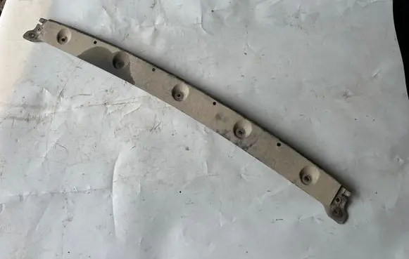 Toyota Prius (NHW20) Rear bumper lower part trim 7689147010