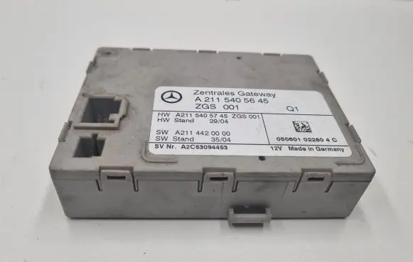 Mercedes-Benz E W211 Gateway control module A2115405645 2115405645