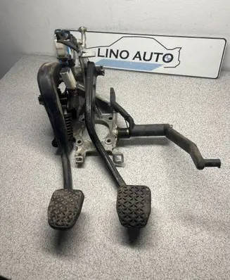 BMW 5 E39 Pedal assembly 1162638