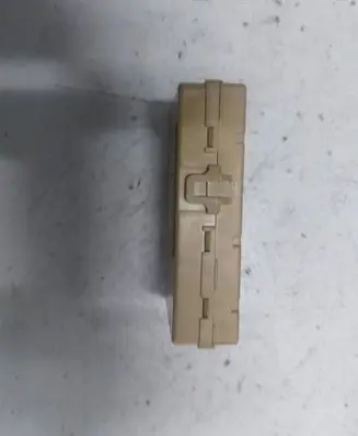 Toyota Corolla E120 E130 Fuse module E6555385 071414