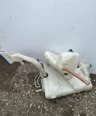 Mercedes-Benz E W211 Windshield washer fluid reservoir/tank 2118600560 2118602260