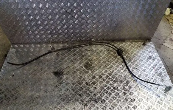 Opel Mokka Handbrake/parking brake wiring cable 