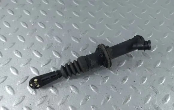 Renault Scenic III - Grand scenic III Clutch master cylinder 306101808R
