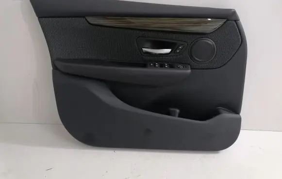 BMW 2 F46 Front door card panel trim 6088082