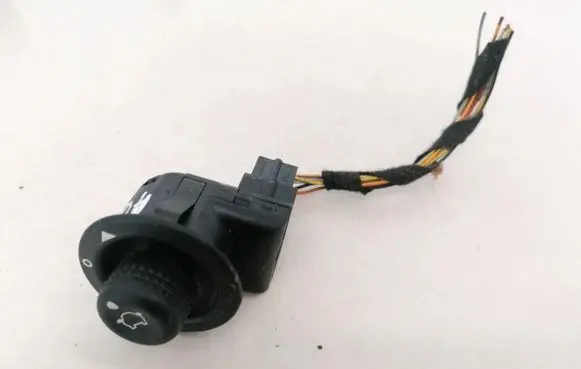 Ford Mondeo Mk III Wing mirror switch 93G17B676BB