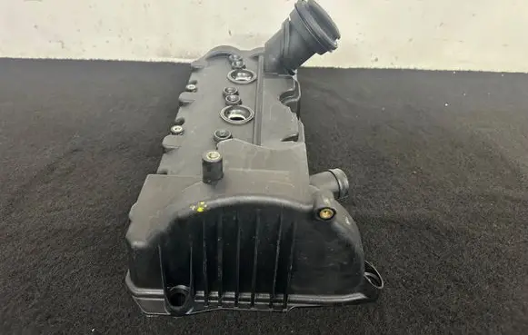Audi Q7 4L Rocker cam cover 059103469AD