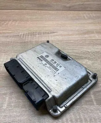 Skoda Fabia Mk2 (5J) Engine control unit/module ECU 038906019NS 0281013082