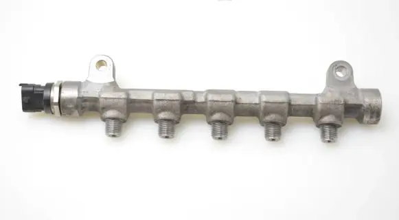 Hyundai i40 Fuel main line pipe 314002A420