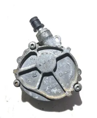 Volkswagen Touareg II Vacuum pump 03H145100C