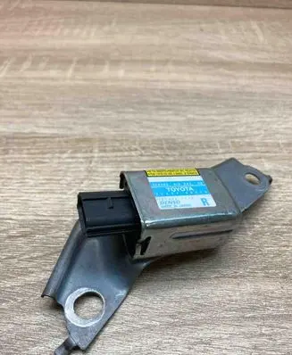 Lexus RX 330 - 350 - 400H Airbag deployment crash/impact sensor 8983348020 1879001730