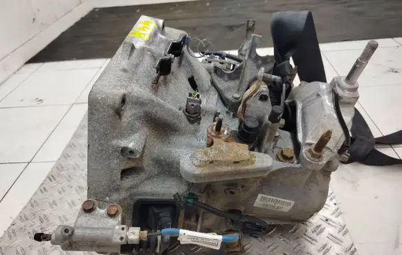 Honda CR-V Manual 6 speed gearbox ZWX1