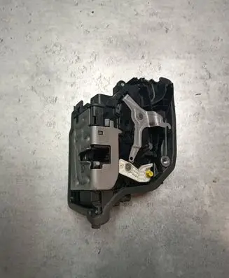BMW X6 F16 Rear door lock 7473148