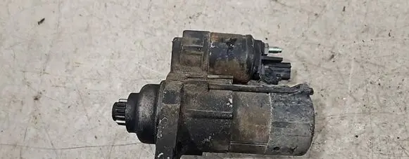Volkswagen Golf V Starter motor 