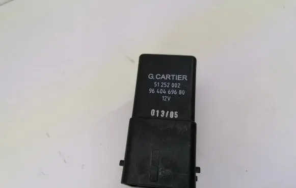 Citroen C5 Glow plug pre-heat relay 9640469680 51252002