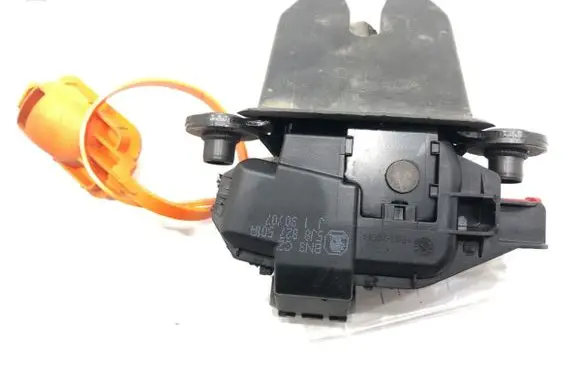 Skoda Roomster (5J) Tailgate exterior lock 5J8827501A