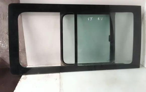 Volkswagen Transporter - Caravelle T5 Side middle window/glass 43R004343