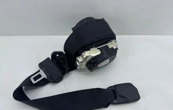 Fisker Ocean Front seatbelt FM2940600021A