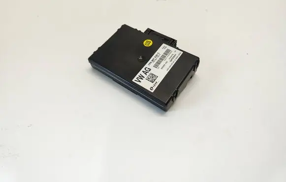 Volkswagen Touareg II Gateway control module 7P6907530A