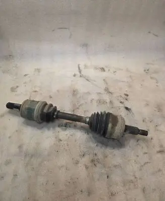 Mitsubishi Pajero Front driveshaft 