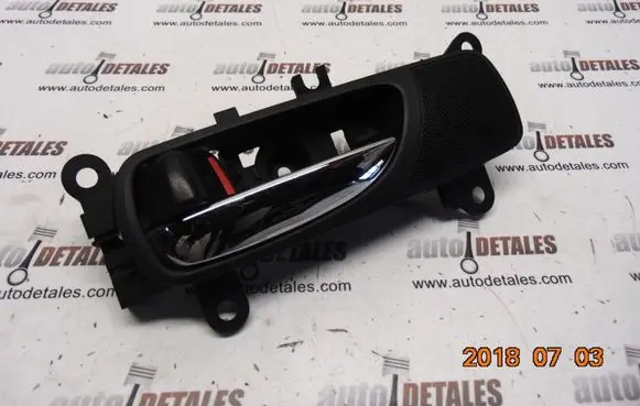 Lexus IS 220D-250-350 Rear door interior handle 6774053010