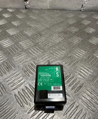 Toyota Auris 150 Door central lock control unit/module 8974012040 618312000
