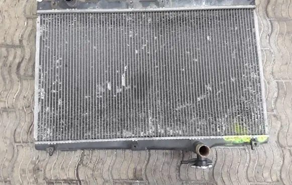 Toyota Avensis Verso Coolant radiator NOCODE