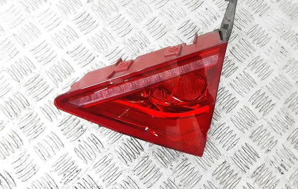 Audi A7 S7 4G Tailgate rear/tail lights 4G8945094A 597504