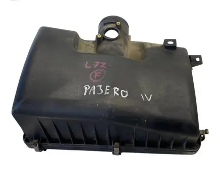 Mitsubishi Pajero Air filter box 1500A141