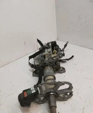 BMW 5 E60 E61 Steering wheel axle 6774241