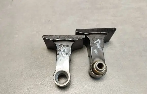 BMW 7 G11 G12 Front door hinge set A046574