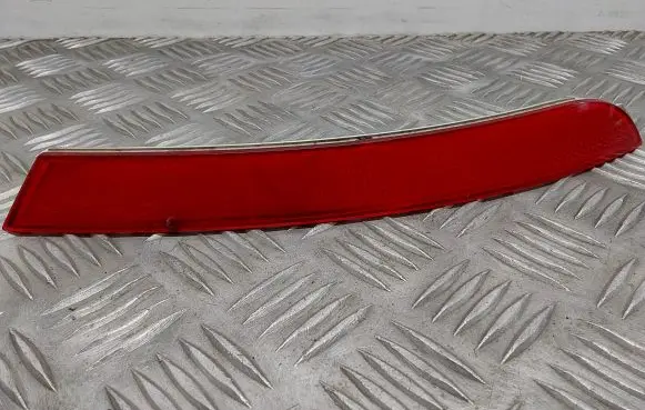Rear tail light reflector