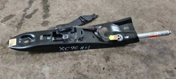 Volvo XC90 Front seatbelt 30738527